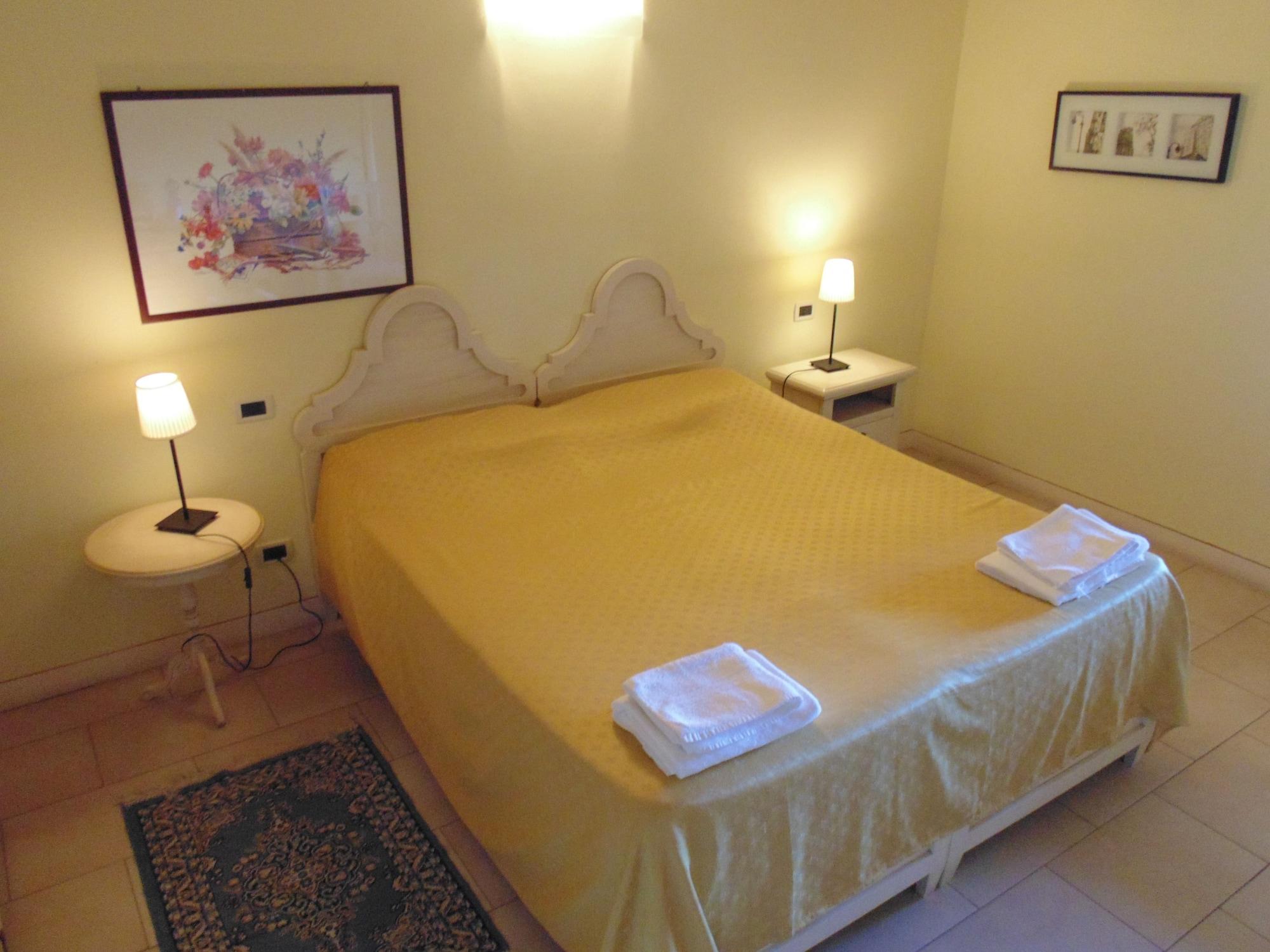 Apartahotel Borgo Degli Aranci