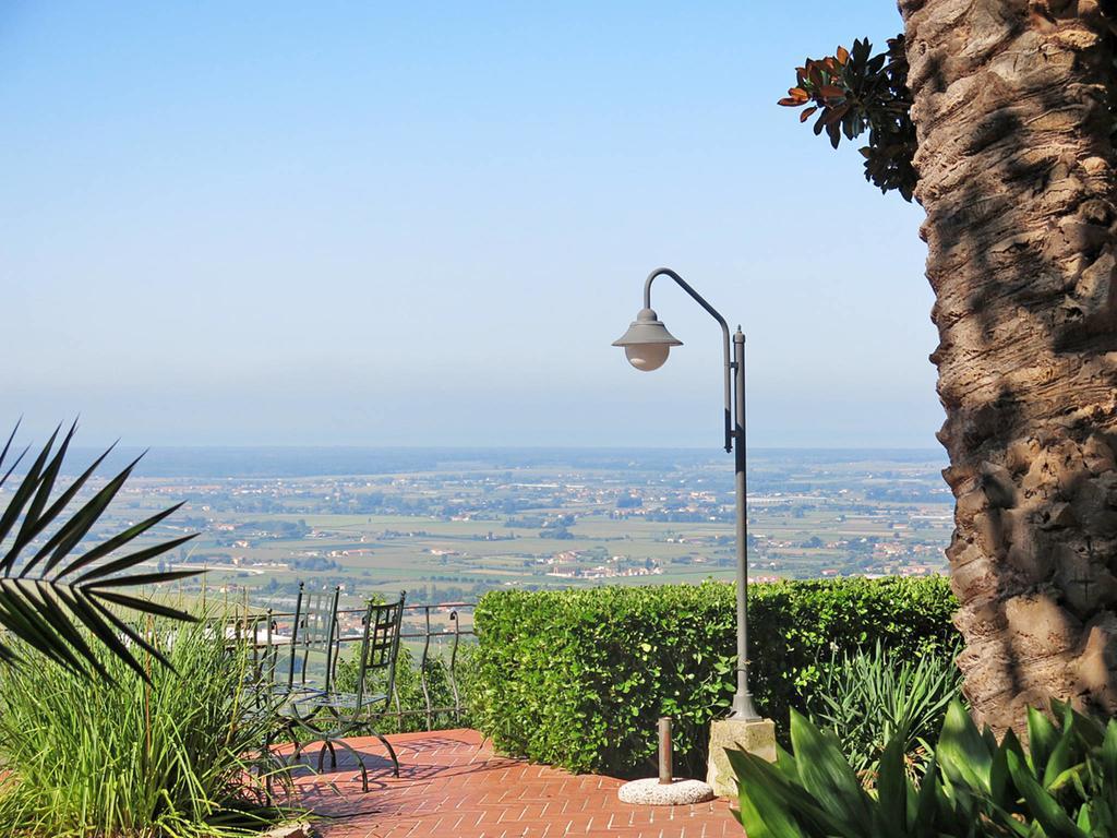 Borgo Degli Aranci 3* San Giuliano Terme