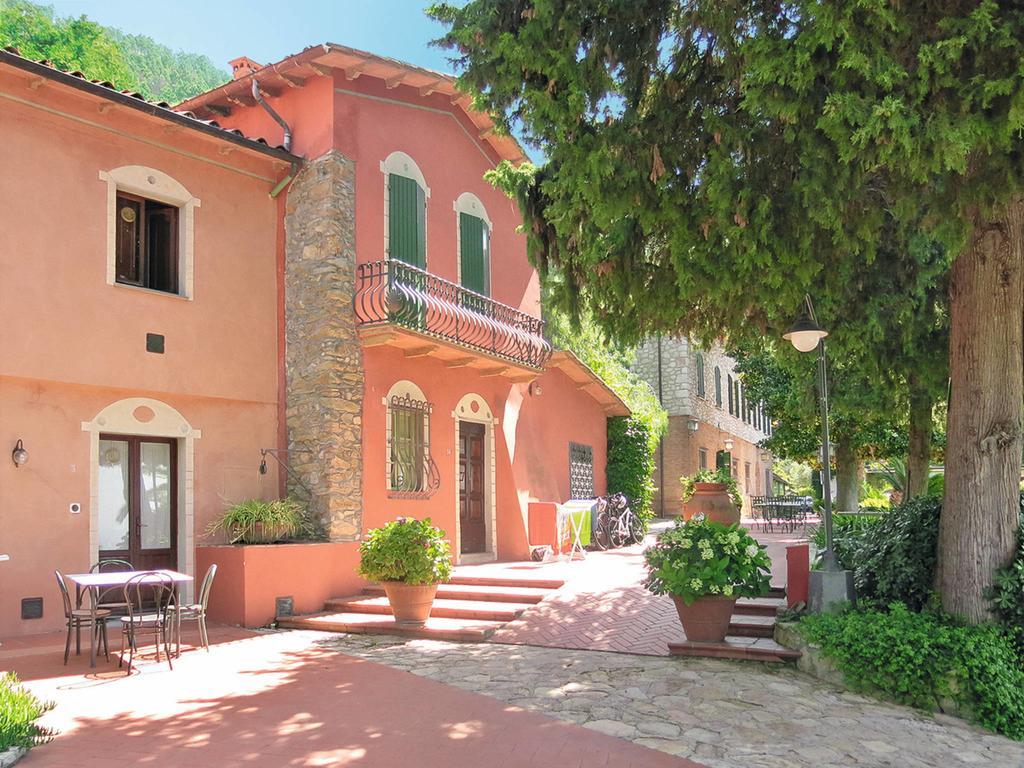 Borgo Degli Aranci Apartahotel 3*